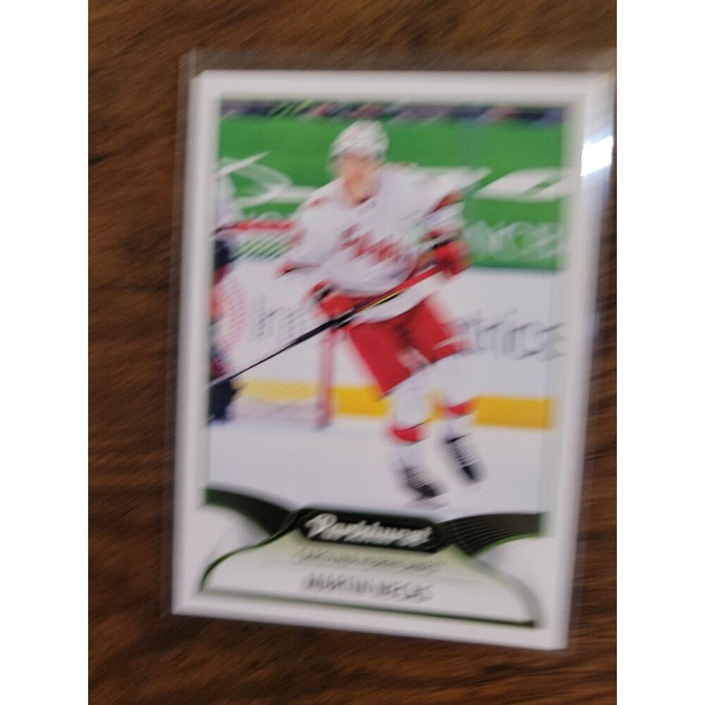 2021-2022 Parkhurst #176 Martin Necas - Carolina Hurricanes - NHL